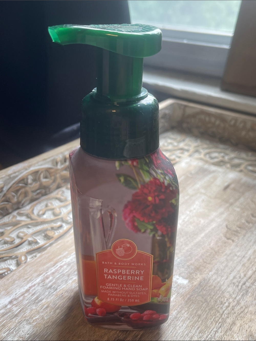 Bath & Body Works Raspberry Tangerine Foaming Hand Soap - Green Pump, Pink Label
